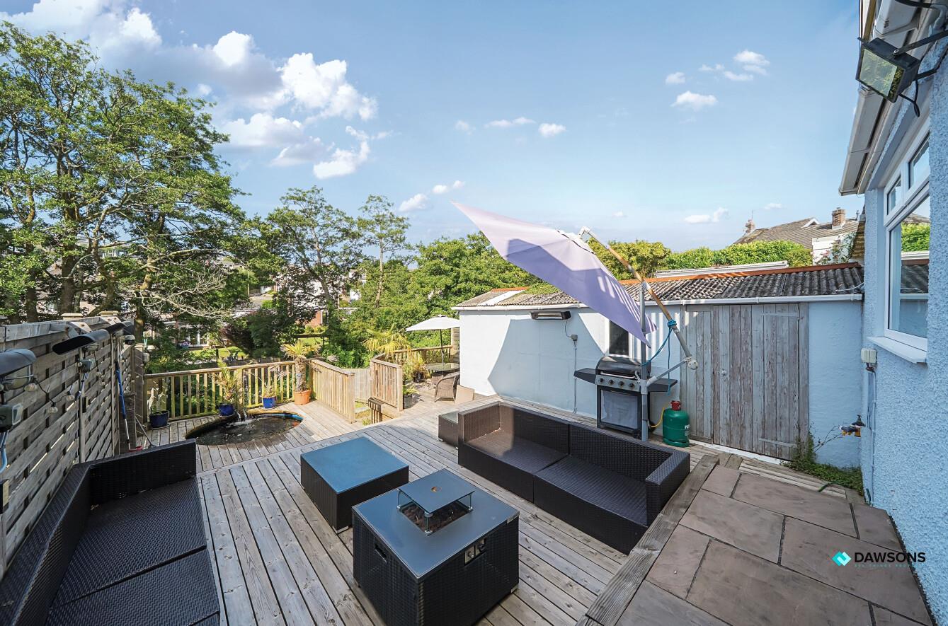 Druslyn Road, West Cross, Swansea, SA3 5QE